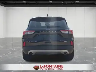 Ford Escape Híbrido 2022 AWD Titanium 4 puertas SUV