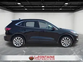 Ford Escape Híbrido 2022 AWD Titanium 4 puertas SUV