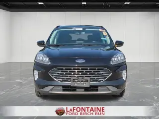 Ford Escape Híbrido 2022 AWD Titanium 4 puertas SUV