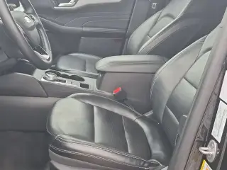 Ford Escape 2025 AWD Platinum 4 puertas SUV