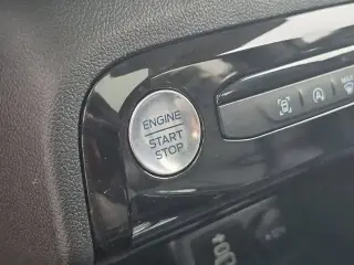 Ford Escape 2025 AWD Platinum 4 puertas SUV