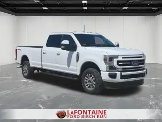 Ford F-250 Super Duty 2022 4x4 Lariat 4 puertas Cabina Crew 6.8 pies. Caja pickup