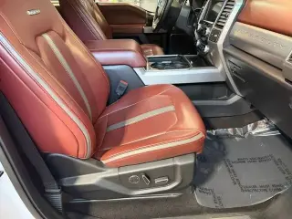 Ford F-250 Super Duty 2019 4x4 Platinum 4 puertas Cabina Crew 8 pies LB Pickup