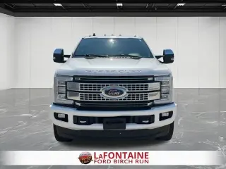 Ford F-250 Super Duty 2019 4x4 Platinum 4 puertas Cabina Crew 8 pies LB Pickup