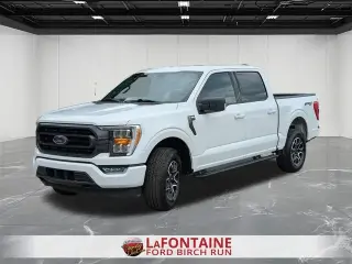 Ford F-150 2023 4x4 XLT 4 puertas SuperCrew 5.5 pies. Caja corta