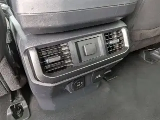 Ford F-150 2023 4x4 XLT 4 puertas SuperCrew 5.5 pies. Caja corta