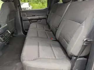 Ford F-150 2023 4x4 XLT 4 puertas SuperCrew 5.5 pies. Caja corta