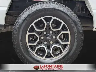 Ford F-150 2023 4x4 XLT 4 puertas SuperCrew 5.5 pies. Caja corta