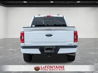 Ford F-150 2023 4x4 XLT 4 puertas SuperCrew 5.5 pies. Caja corta