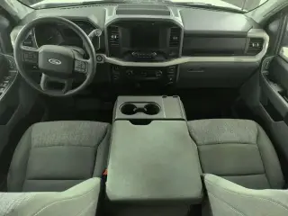 Ford F-150 2023 4x4 XLT 4 puertas SuperCrew 5.5 pies. SB