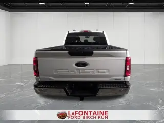 Ford F-150 2023 4x4 XLT 4 puertas SuperCrew 5.5 pies. SB
