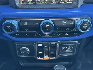 Jeep Wrangler Unlimited 2022 4x4 Sahara 4 puertas SUV