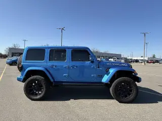 Jeep Wrangler Unlimited 2022 4x4 Sahara 4 puertas SUV