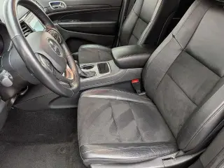 Jeep Grand Cherokee WK 2022 4x4 Laredo E 4 puertas SUV
