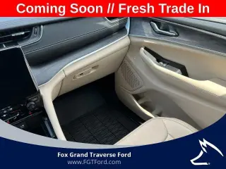 Jeep Grand Cherokee L 2025 4x4 Limited 4 puertas SUV