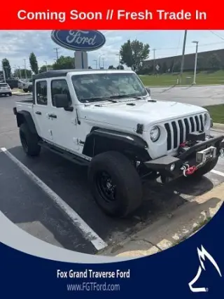 Jeep Gladiator 2022 4x4 Sport 4 puertas Crew Cab 5.0 pies. SB