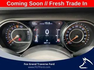 Jeep Gladiator 2022 4x4 Sport 4 puertas Crew Cab 5.0 pies. SB