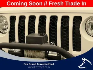 Jeep Gladiator 2022 4x4 Sport 4 puertas Crew Cab 5.0 pies. SB