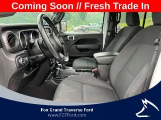 Jeep Gladiator 2022 4x4 Sport 4 puertas Crew Cab 5.0 pies. SB