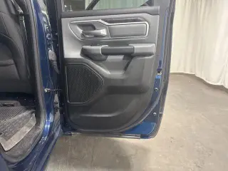 Ram 1500 2023 4x4 Big Horn 4 puertas Quad Cab 6.4 pies. Pickup SB