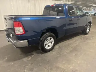 Ram 1500 2023 4x4 Big Horn 4 puertas Quad Cab 6.4 pies. Pickup SB