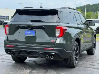 Ford Explorer 2023 AWD ST 4 puertas SUV