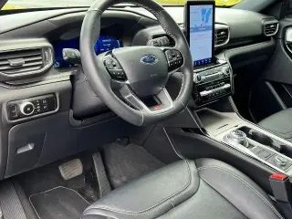 Ford Explorer 2023 AWD ST 4 puertas SUV
