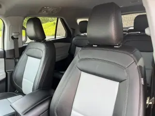 Ford Explorer 2024 AWD XLT 4 puertas SUV