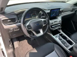 Ford Explorer 2024 AWD XLT 4 puertas SUV