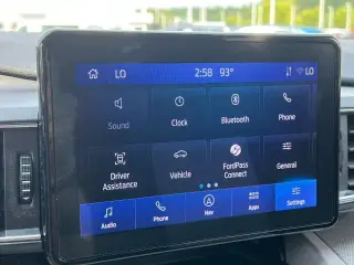 Ford Explorer 2024 AWD XLT 4 puertas SUV