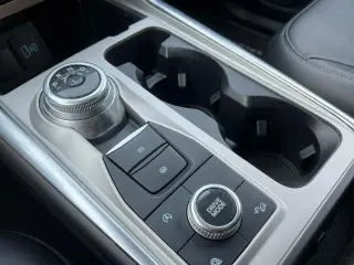 Ford Explorer 2024 AWD XLT 4 puertas SUV