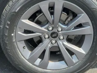 Ford Explorer 2024 AWD XLT 4 puertas SUV