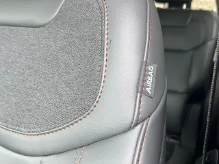 Ford Explorer 2025 AWD Active 4 puertas SUV