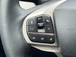 Ford Explorer 2025 AWD Active 4 puertas SUV
