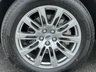 Ford Explorer 2025 AWD Active 4 puertas SUV
