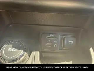 Jeep Cherokee 2015 4x4 Latitude 4 puertas SUV