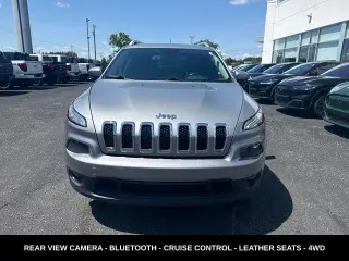 Jeep Cherokee 2015 4x4 Latitude 4 puertas SUV