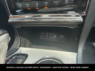 Jeep Grand Cherokee 2020 Summit 4x4 4 puertas SUV