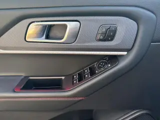 Ford Explorer 2025 AWD ST-Line 4 puertas SUV