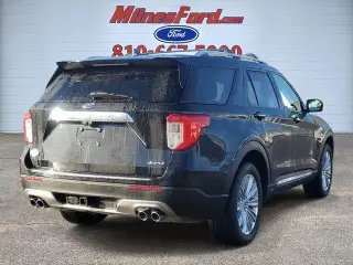 Ford Explorer 2022 AWD King Ranch 4 puertas SUV