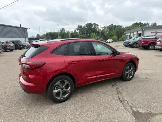 Ford Escape 2024 AWD ST-Line 4 puertas SUV