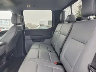 Ford F-250 Super Duty 2024 4x4 XL Cabina Doble 4 puertas 6.8 pies. Pickup