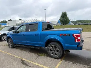 Ford F-150 2020 4x4 XLT 4 puertas SuperCrew 5.5 pies. SB
