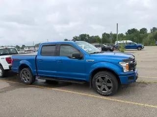 Ford F-150 2020 4x4 XLT 4 puertas SuperCrew 5.5 pies. SB