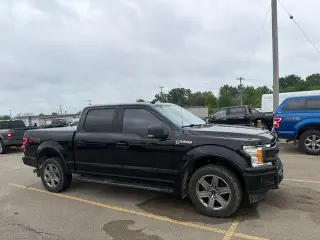 Ford F-150 2018 4x4 Lariat 4 puertas SuperCrew 5.5 pies. SB