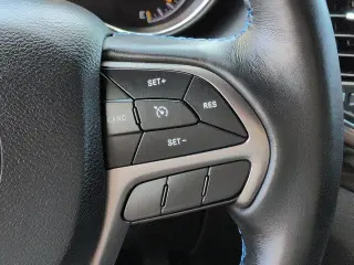 Jeep Grand Cherokee 2019 4x4 Laredo 4 puertas SUV