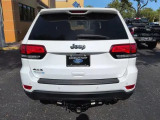 Jeep Grand Cherokee 2019 4x4 Laredo 4 puertas SUV