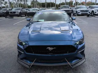 Ford Mustang 2023 GT 2 puertas Fastback