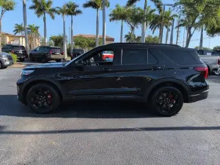 Ford Explorer 2023 AWD ST 4 puertas SUV