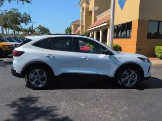 Ford Escape 2025 ST-Line 4 puertas SUV